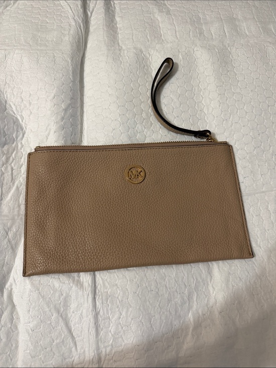 Michael Kors Handbags - Michael Kors Beige Pebbled Leather Wristlet with Gold MK Emblem